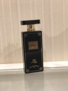 اخر عطر شريته اتعب وانا اقول روعه Unnamed File 280